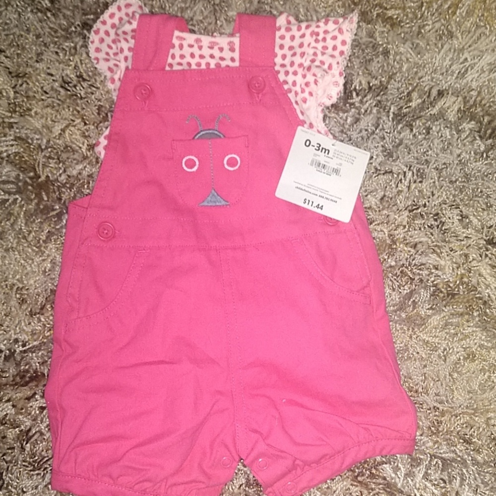 ⭐⭐CUTE overall short outfit⭐⭐